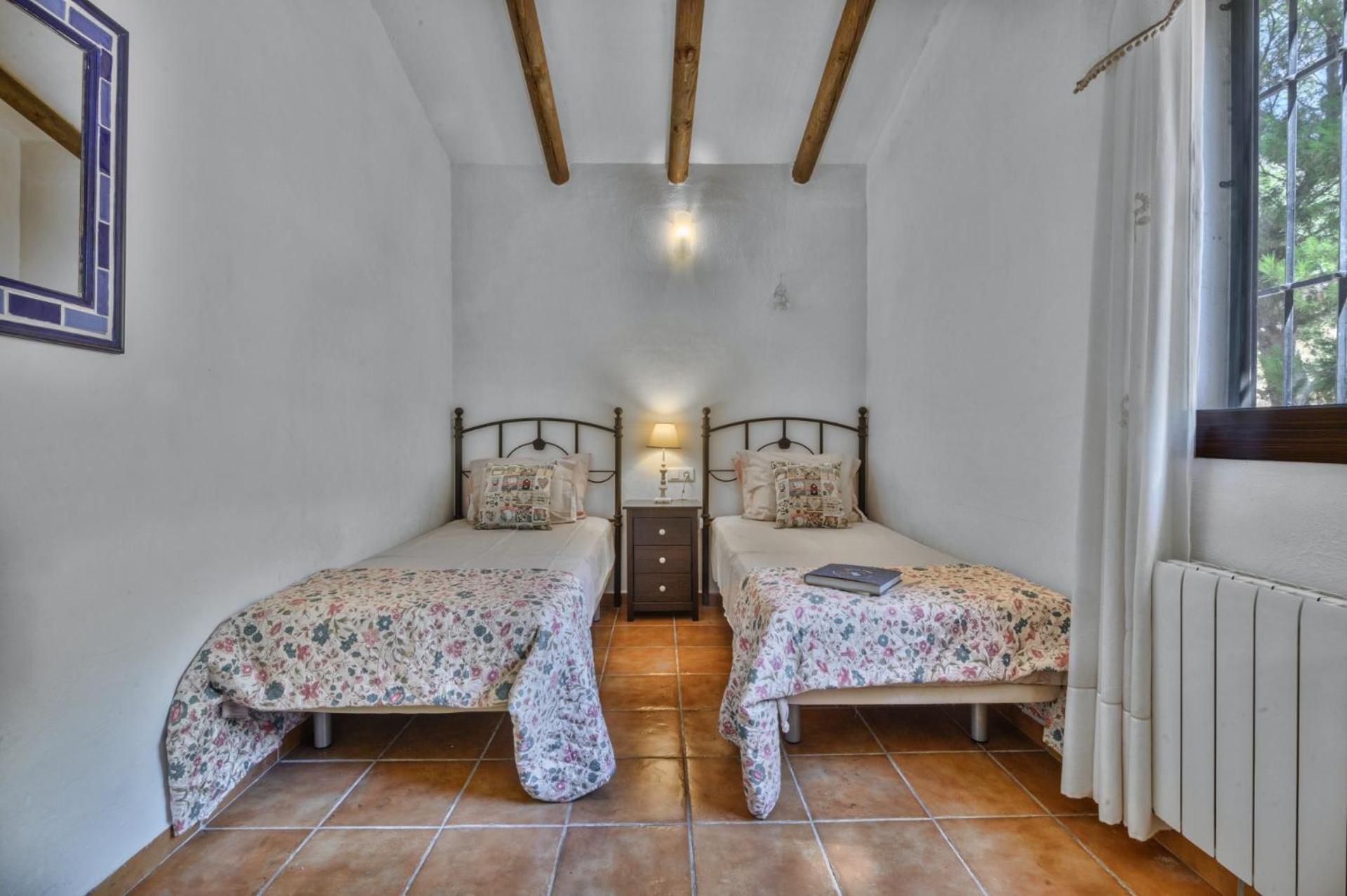 Casa Lobera Casas Rurales Canillas de Aceituno Ngoại thất bức ảnh